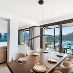 Villa Azzura *